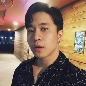 Meet your Posher, Vuong